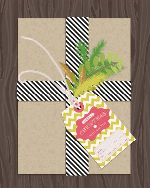 mevcut paket hediye etiketi ile sarılmış