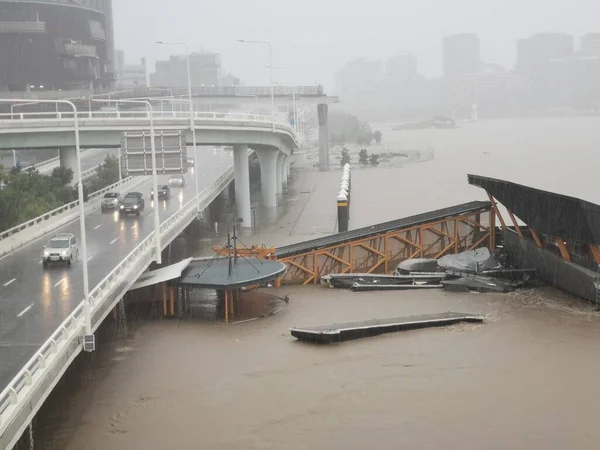 Brisbane Australia Febrero 2022 Clima Salvaje Las Fuertes Lluvias Caen — Foto de Stock