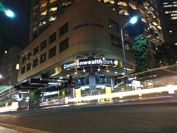 Brisbane Oostenrijk Mei 2020 Levendige Nacht Scene Van Commonwealth Bank — Stockfoto