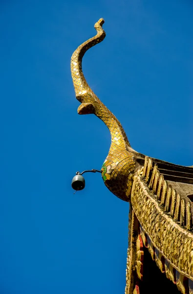Thai ejderhası ya da Naga kralı heykeli — Stok fotoğraf