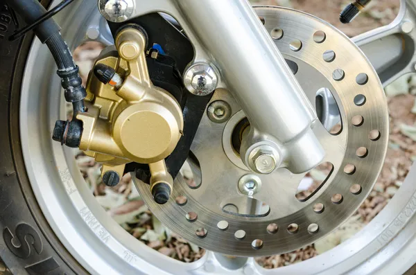 Brake disc brakes are powerful. — Stock Photo, Image