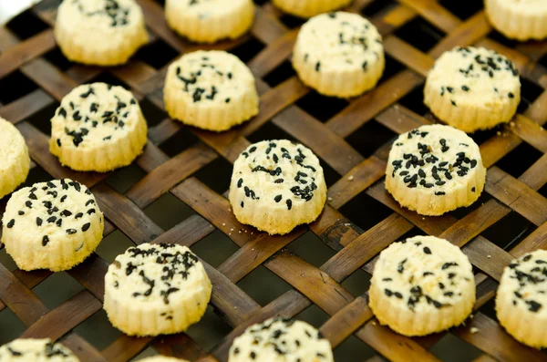 Biscoito de amêndoa e processo de fabricação de biscoitos em segundo plano — Fotografia de Stock