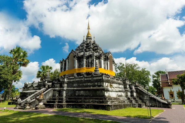 Ταϊλάνδης ναός του βουδισμού, wat phra yuen είναι Ταϊλάνδης ναός στην lamphun, Βόρεια Ταϊλάνδη, Ταϊλάνδη — Φωτογραφία Αρχείου