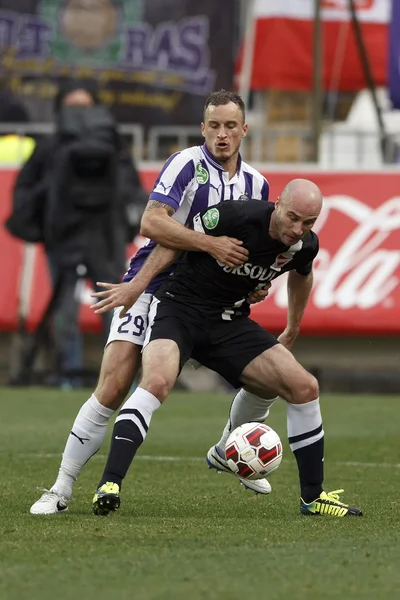 Újpest vs. fotbalové ligy banka otp dvtk zápas — Stock fotografie