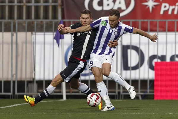 Ujpest vs. DVTK OTP Bank League football match — Stock Photo, Image