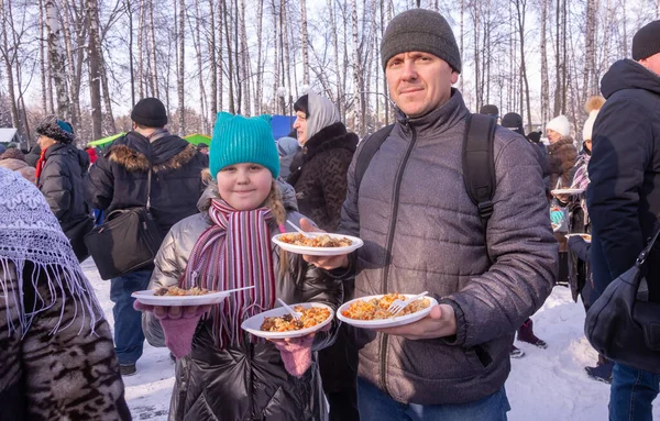 Pilaf Leckerbissen Auf Dem Kyshky Uennar Festival Wintervergnügen Auf Tatarisch — Stockfoto