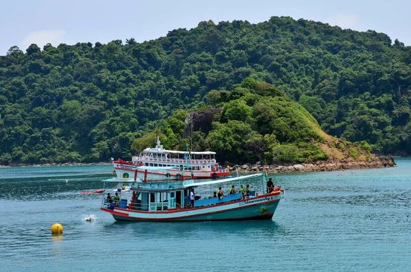 Crociera Nave Tour Barca Inviare Ricevere Thai Persone Viaggiatori Stranieri — Foto Stock