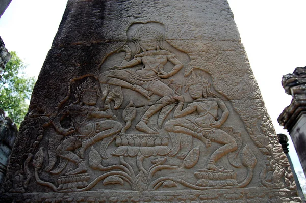 Escultura Esculpir Apsaras Apsara Anjo Divindade Espírito Feminino Prasat Bayon — Fotografia de Stock