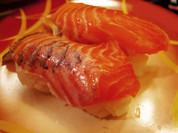 Sushi Plato Tradicional Japonés Arroz Vinagre Preparado Con Carnes Frutas —  Fotos de Stock