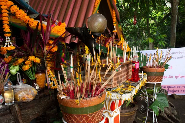 Phra Phum Heiligdom Voor Thai Mensen Reizen Bezoek Respect Bidden — Stockfoto