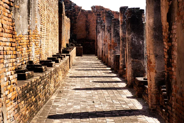 Forntida Ruiner Antika Slott Och Sten Tegel Byggnad Wat Prasat — Stockfoto