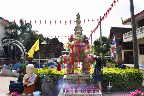 King Thao Wessuwan Vasavana Kuvera Giant Statue Thai People Travel — Foto de Stock