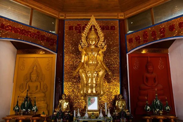 Estatua Phra Ariya Mettrai Buddha Para Viajero Tailandés Visita Viaje — Foto de Stock