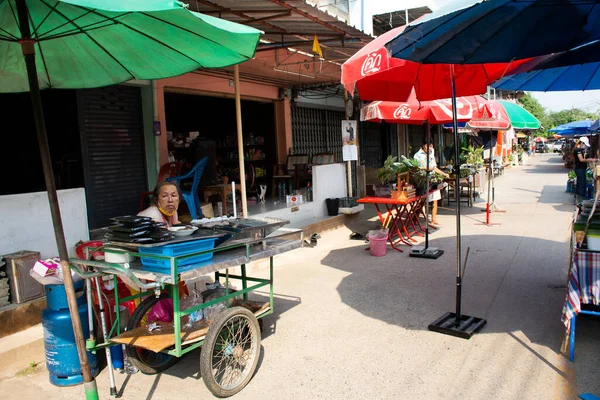 Los Tailandeses Los Viajeros Extranjeros Que Caminan Visitan Las Compras — Foto de Stock