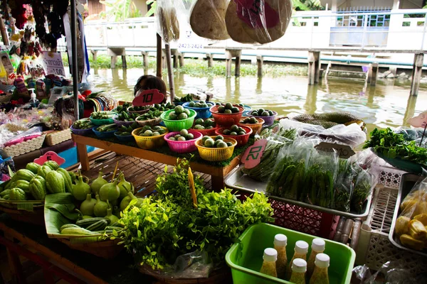 Thaï Voyageurs Étrangers Pied Visite Shopping Boissons Alimentaires Produits Épicerie — Photo