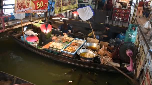 Thaise Mensen Buitenlandse Reizigers Wandelen Reis Bezoek Winkelen Van Supermarkt — Stockvideo