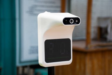 Tayland 'daki Nakhon Pathom, Tayland' daki Talad Nam Lumphaya Tapınağı veya Wat Lam Phaya Yüzen Pazarı 'nı ziyaret edin.