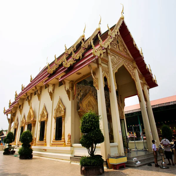 Ancient Antique Building Ubosot Thai People Travelers Travel Visit Respect — стоковое фото