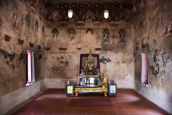 Antiguas Estatuas Buda Antigua Iglesia Ubosot Para Los Viajeros Tailandeses — Foto de Stock