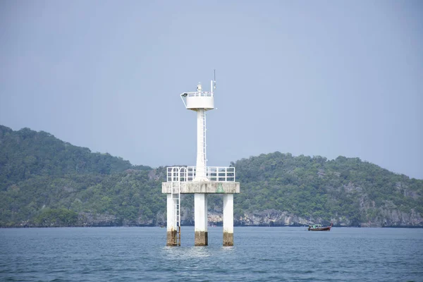 Klassischer Oldtimer Leuchtturm Oder Leuchtturm Meer Zum Schutz Von Fischerbooten — Stockfoto