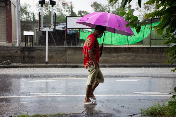 Travelers Local Men Walking Holding Umbrella Thai People Driving Riding — Stock Photo, Image