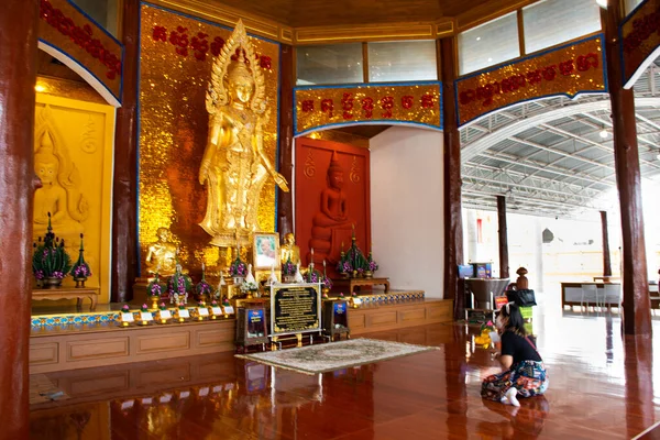 Estatua Phra Ariya Mettrai Buddha Para Gente Tailandesa Visita Respecto — Foto de Stock