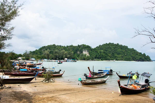 View Landscape Seascape Local Thai Fisher People Floating Stop Boat — Stock Photo, Image