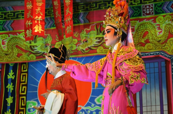 Gente Tailandesa Ascendencia China Que Actúa Tocando Ópera Clásica Tradicional —  Fotos de Stock