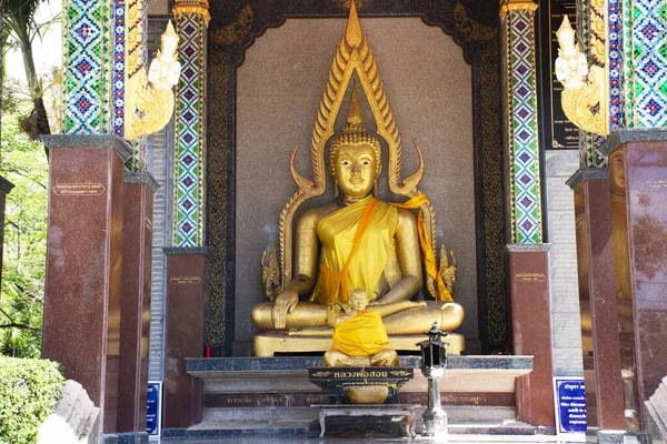 Antigua Estatua Buddha Para Viajero Tailandés Visita Viaje Respeto Oración — Foto de Stock