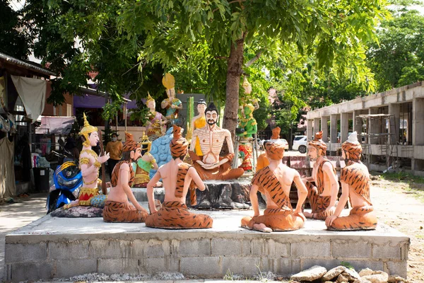 Taylandlılar Için Antik Keşiş Anıtı Veya Antik Eremite Heykeli Haziran — Stok fotoğraf