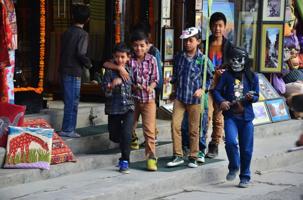 Children Nepali Boy Nepalese Walking Travel Visit Street Thamel Playing — Photo