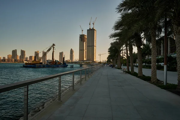 Lusail Corniche Lusail Stad Qatar Bij Jachthaven Daglicht Uitzicht Mensen — Stockfoto