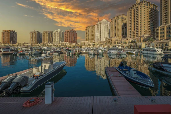 Porto Arabia Marina Pearl Doha Qatar Sunset Shot Showing Luxurious — Stock Photo, Image