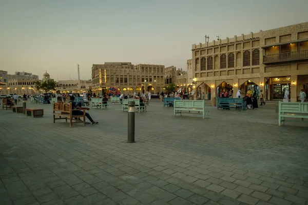 Souq Waqif Doha Qatar Calle Principal Atardecer Que Muestra Tienda —  Fotos de Stock