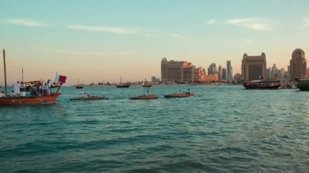 Katara Undécimo Festival Dhow Tradicional Doha Qatar Tiro Por Tarde — Vídeo de stock