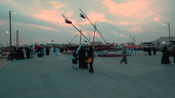 Katara Elfde Traditionele Dhow Festival Doha Qatar Zonsondergang Schot Toont — Stockvideo