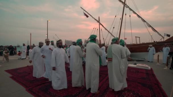 Ománský Tradiční Folklórní Tanec Ardahův Tanec Kataru Dauhá Během Jedenáctého — Stock video