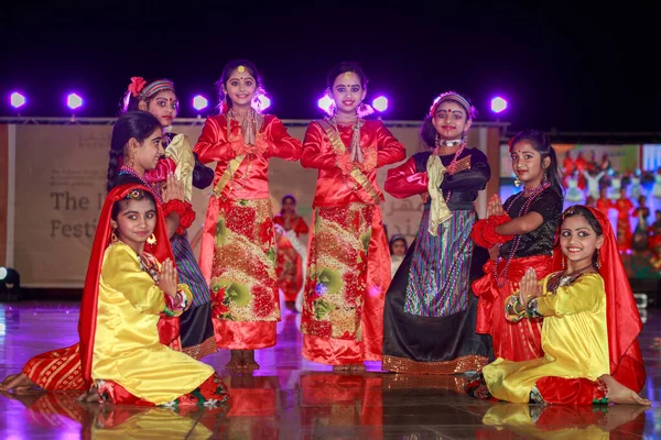 Traditional Indian Dancers Performing Stage Katara Cultural Village Doha Qatar — Stockfoto