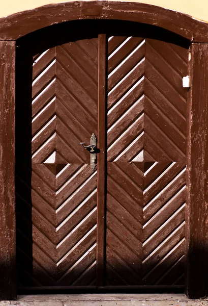 Vecchia porta in legno — Foto Stock