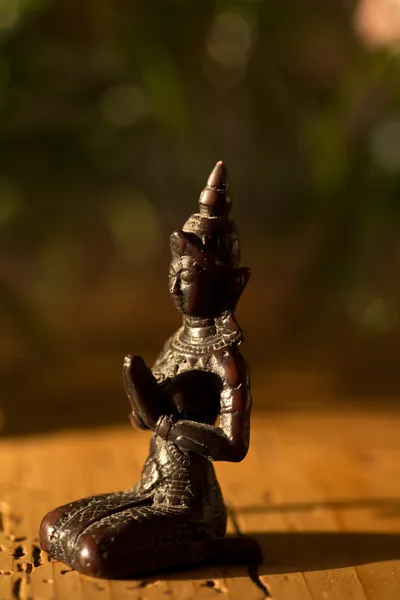 Praying Hindu statue — Stock Photo, Image