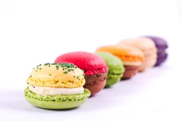 Několik typů barevných macarons — Stock fotografie