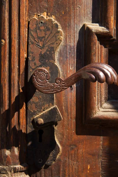 Maniglia della porta ornata — Foto Stock