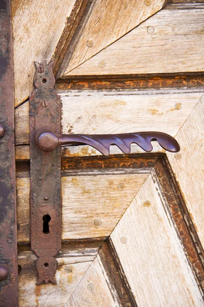 Ancient door handle — Stock Photo, Image