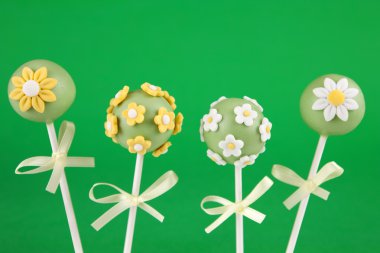 çiçek pasta çıkar