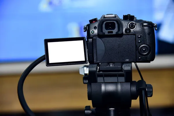 Una Cámara Está Grabando Seminario Una Sala Conferencias — Foto de Stock