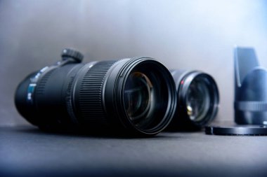 Modern kamera lensleri, profesyonel fotoğraf ekipmanları.