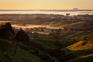 Sunrise in New Zealand clipart