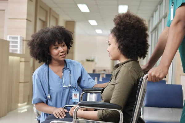 Young African American Female Doctor Stethoscope Uniform Checks Injury Patient — Fotografia de Stock