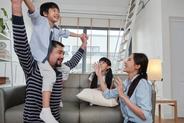 Asian Thai Family Together Dad Plays Teases Children Mum Carrying — Stock Photo, Image