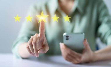 Asyalı kadın beş yıldızlı konsept